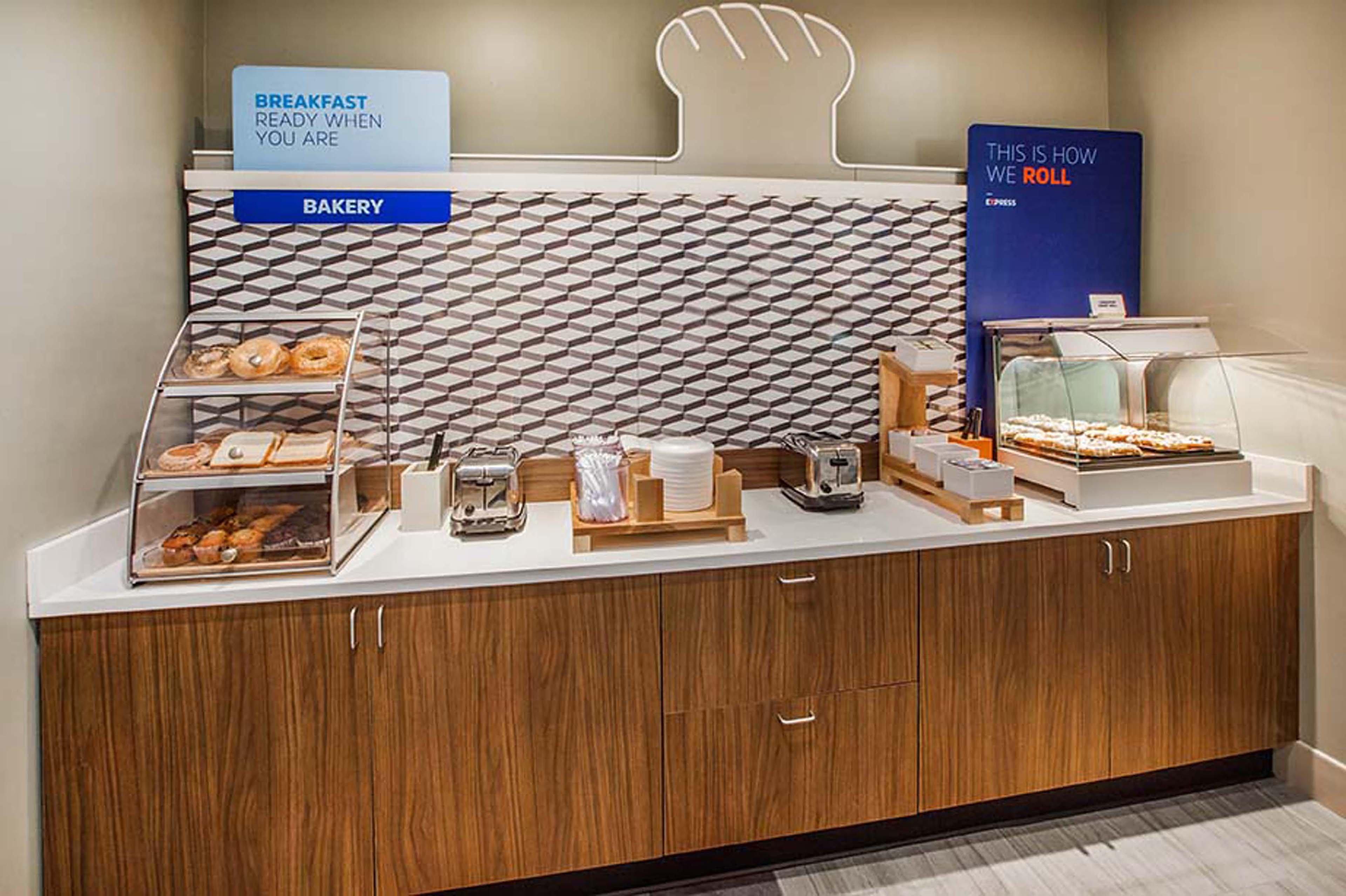 Holiday Inn Express Hotel & Suites Oklahoma City-West Yukon By Ihg Экстерьер фото