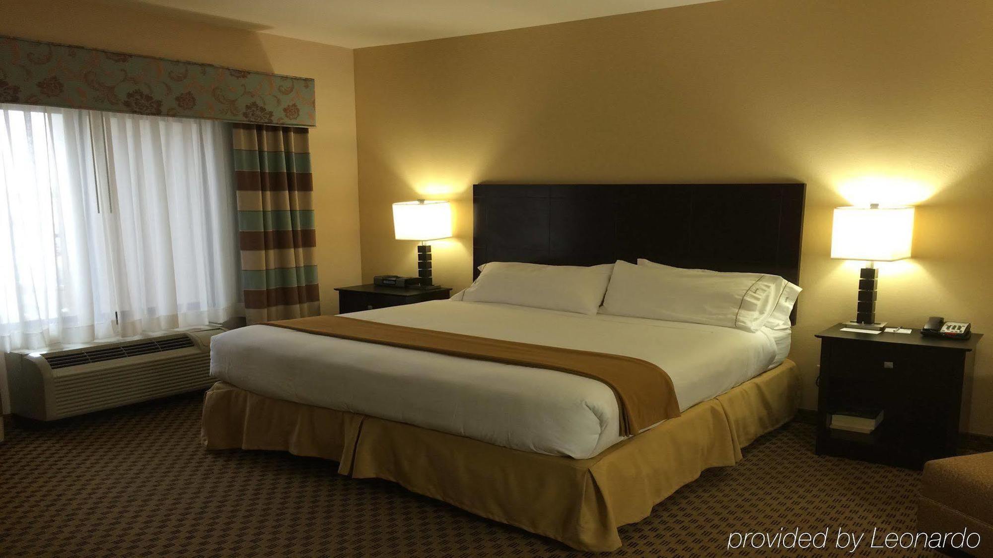 Holiday Inn Express Hotel & Suites Oklahoma City-West Yukon By Ihg Экстерьер фото
