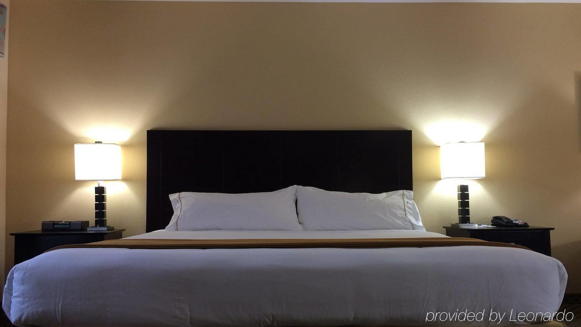 Holiday Inn Express Hotel & Suites Oklahoma City-West Yukon By Ihg Экстерьер фото